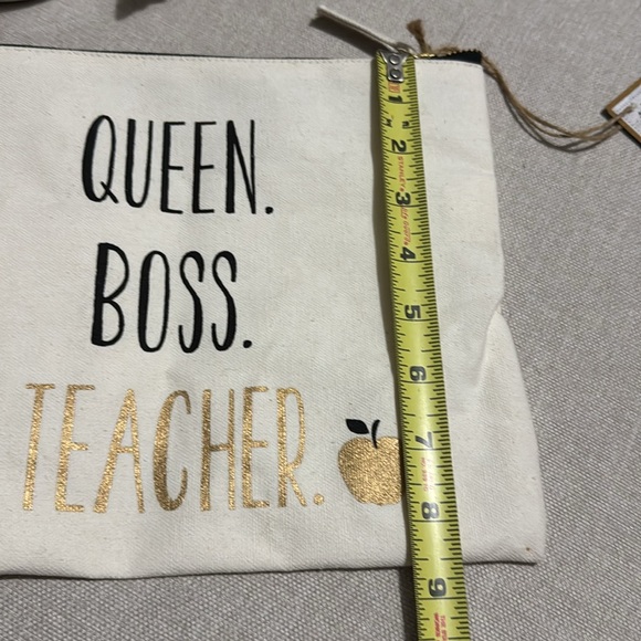 NWT Free With $25 Purchase-Canvas Zip Top Carry All bag - Picture 12 of 13